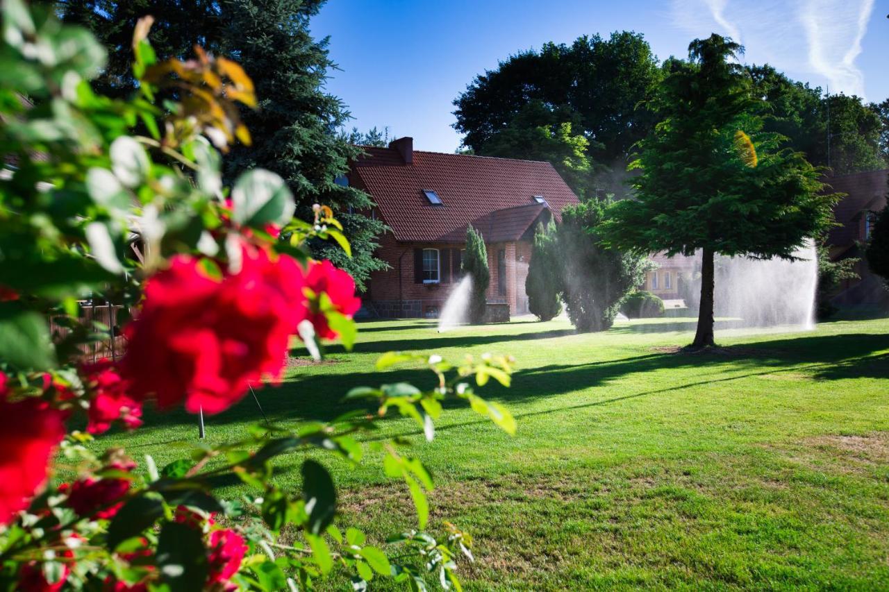 Hotel Lesniczowka "Przylesko" à Rybakowo Extérieur photo